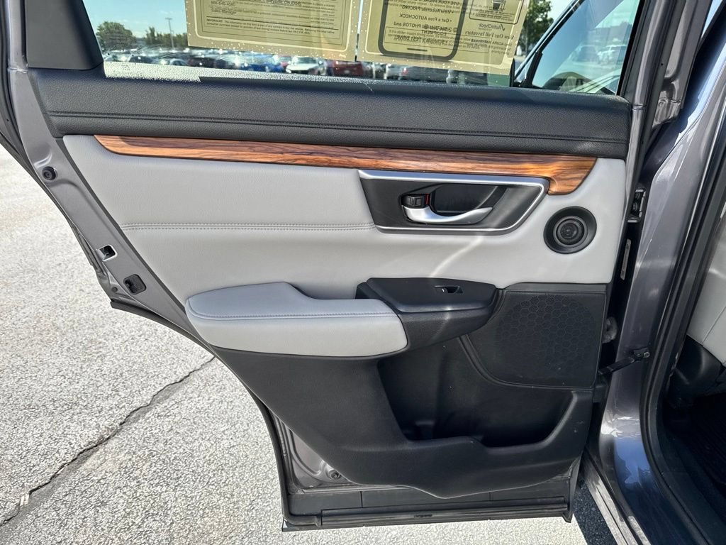 Used 2017 Honda CR-V Touring image 34