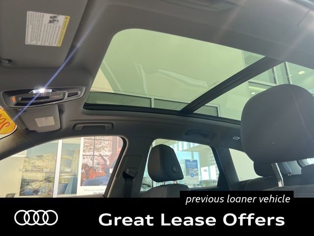 Used 2025 Audi Q5 Premium w/ Convenience Package AWD/4WD image 10