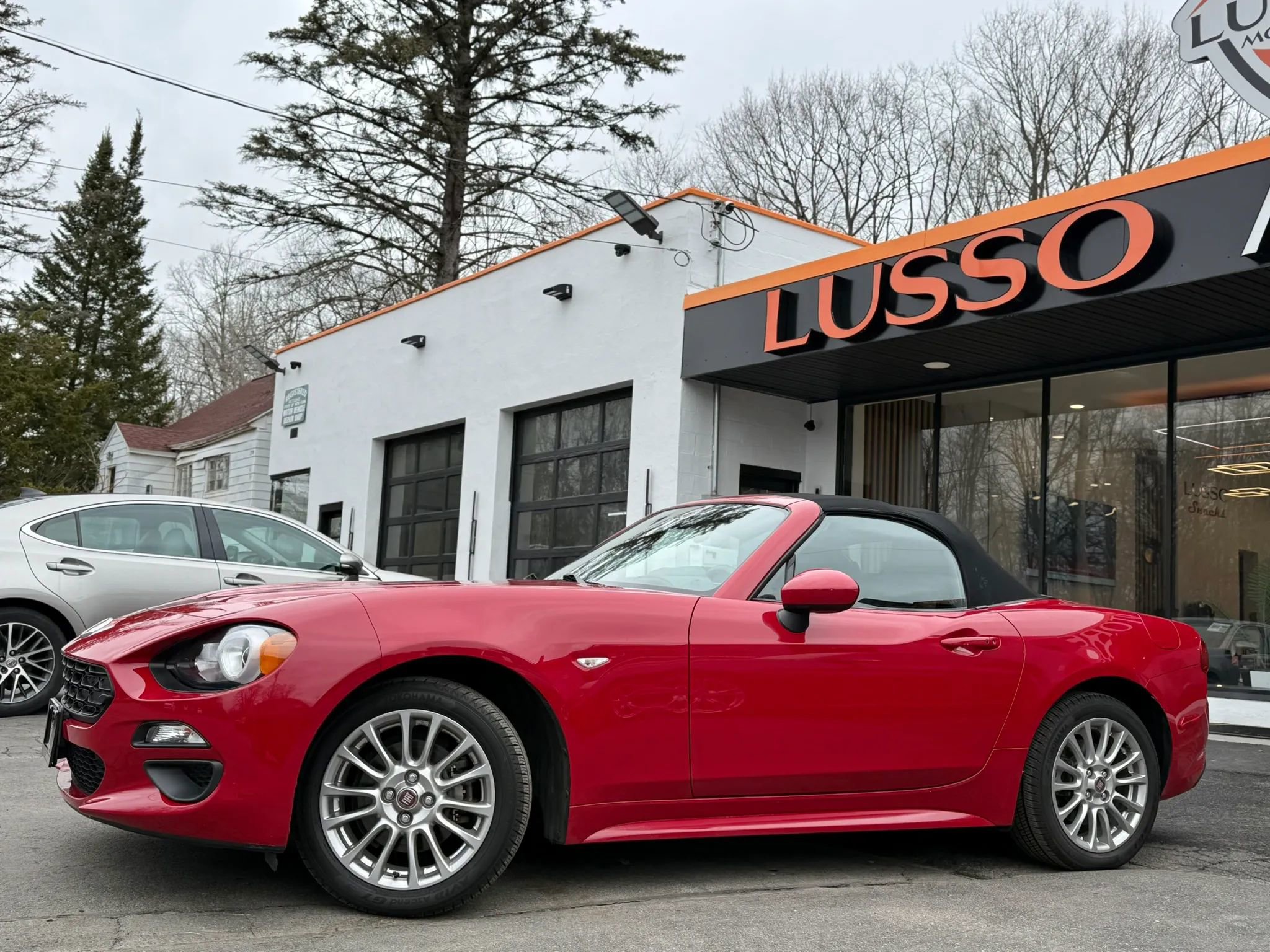 Used 2017 FIAT 124 Spider Classica image 46