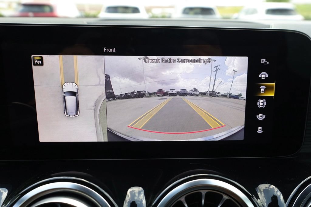Certified 2023 Mercedes-Benz GLB 35 AMG 4MATIC image 22