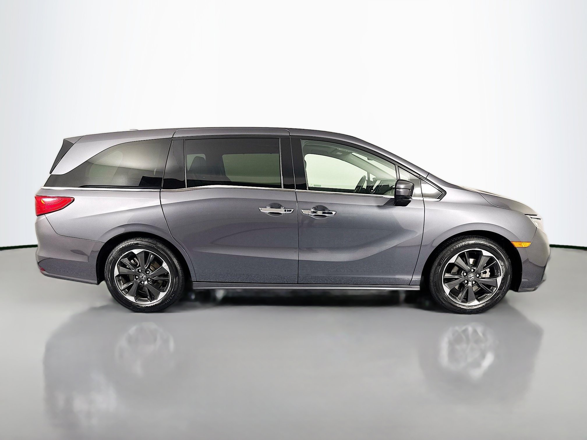 Certified 2024 Honda Odyssey Elite image 4