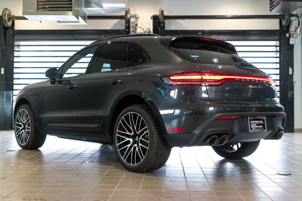 Certified 2026 Porsche Macan S AWD/4WD image 3