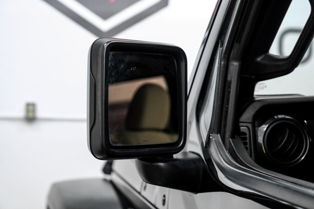 Used 2020 Jeep Wrangler Sport image 37