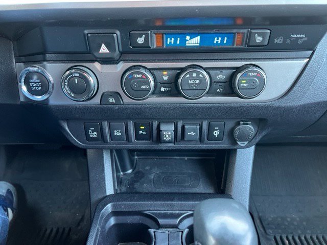 Used 2021 Toyota Tacoma Limited AWD/4WD image 19