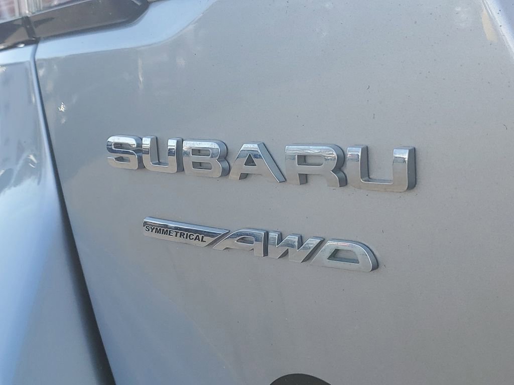 Used 2021 Subaru Outback Premium image 31