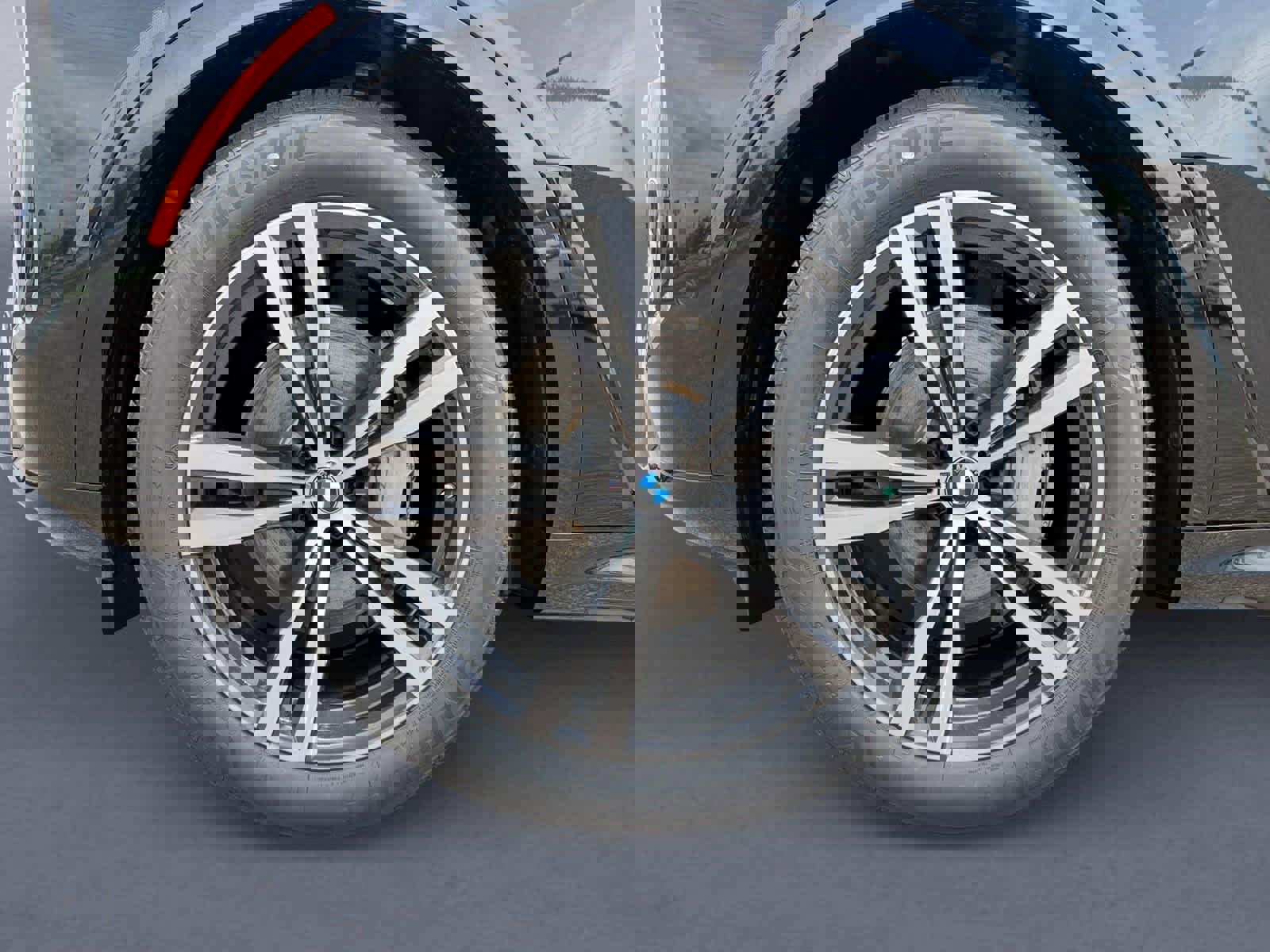 New 2026 BMW X7 xDrive40i w/ Executive Package image 9