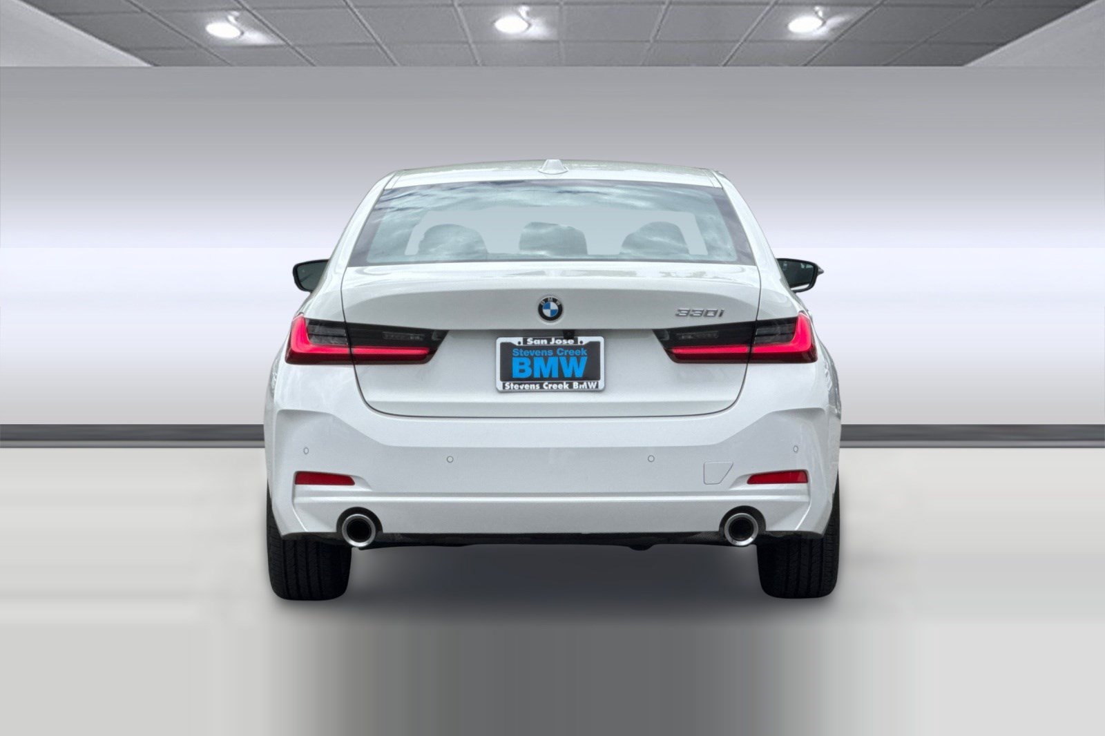 Certified 2025 BMW 330i Sedan w/ Convenience Package RWD image 10