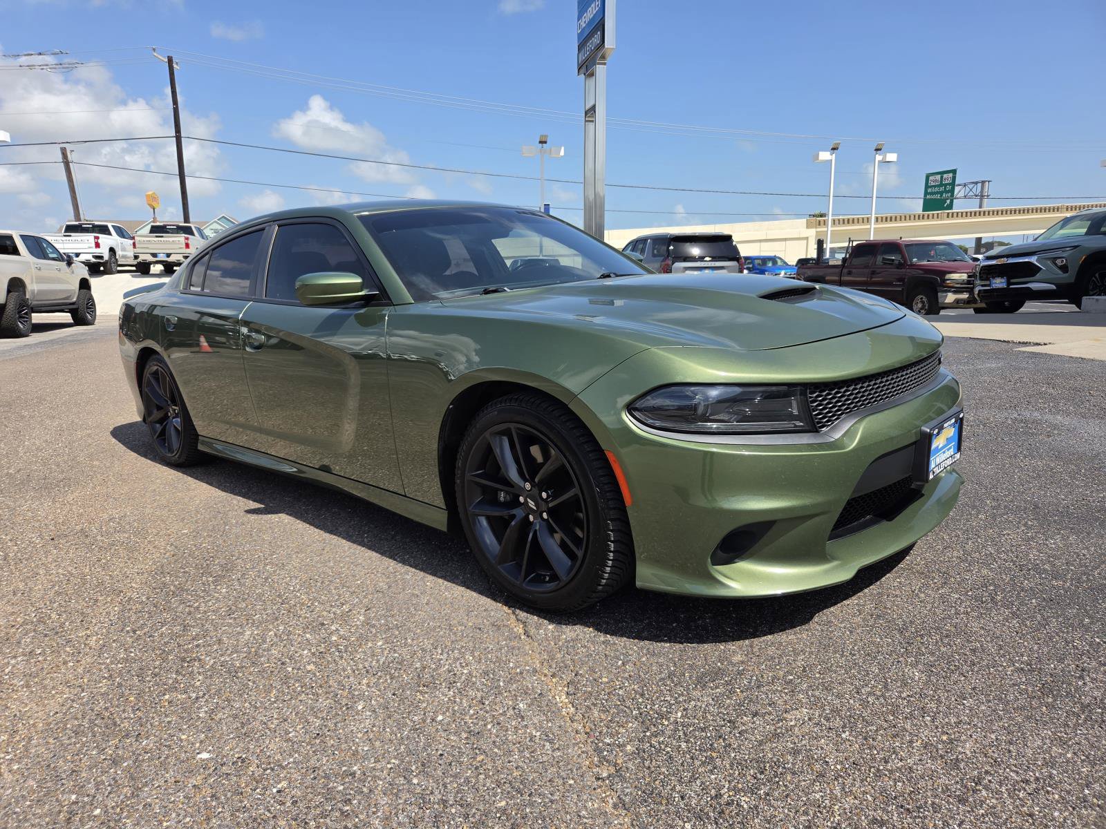 Used 2022 Dodge Charger R/T w/ Plus Group RWD image 7
