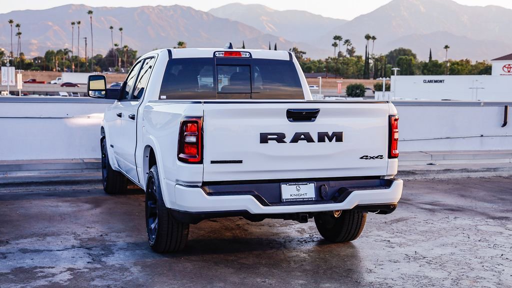 New 2025 RAM 1500 4x4 Crew Cab image 7