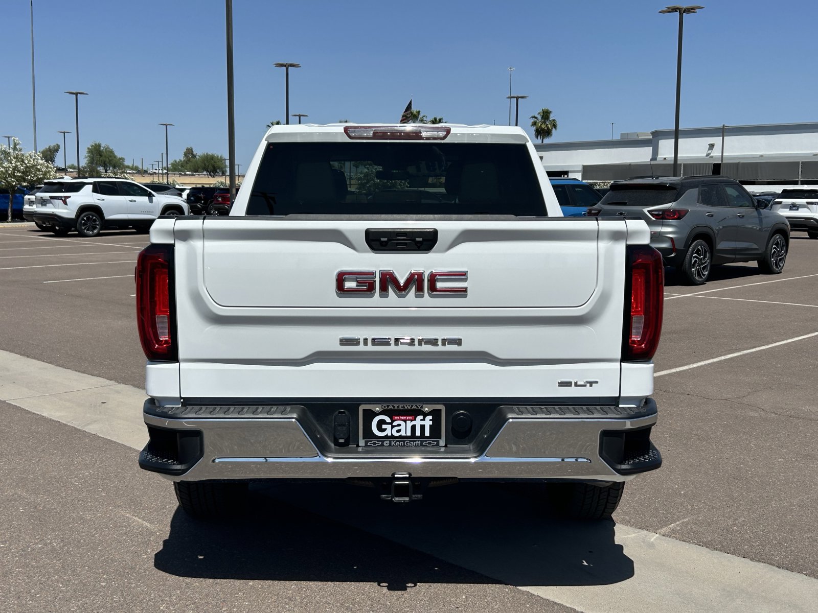 Used 2025 GMC Sierra 1500 SLT RWD image 4