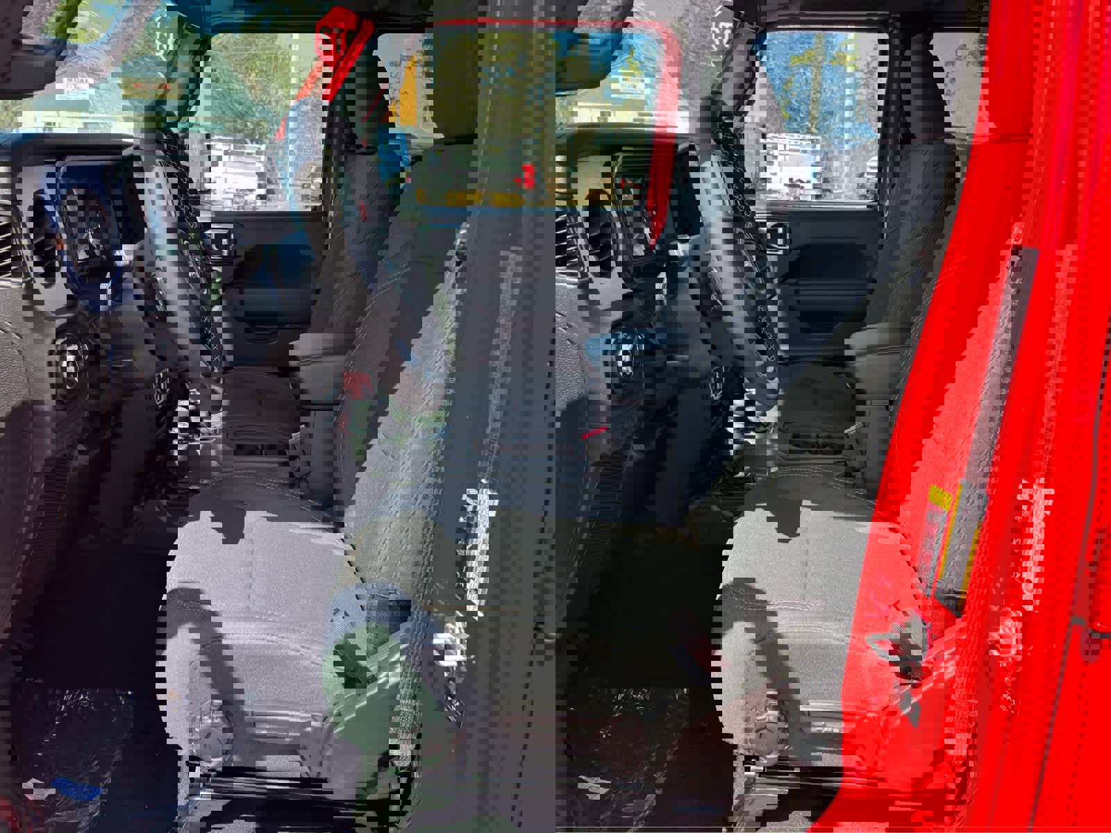 New 2025 Jeep Gladiator Sport image 11