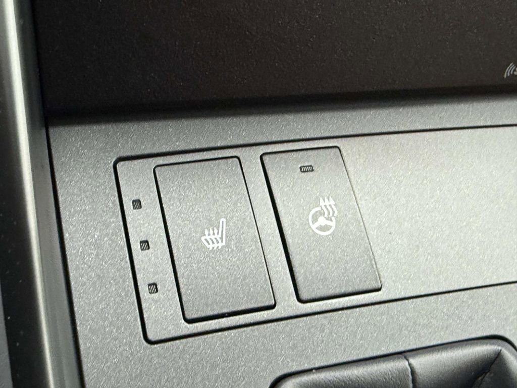 Used 2025 Lexus IS 350 F Sport image 24