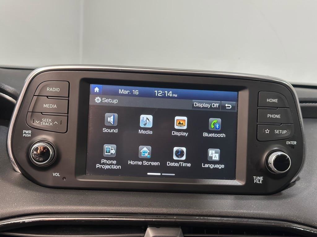 Used 2020 Hyundai Santa Fe SE FWD image 15