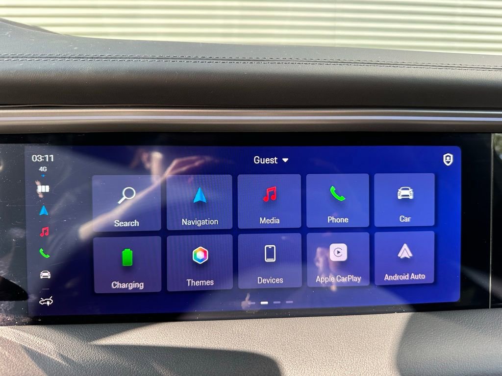 Used 2025 Porsche Macan Electric image 28