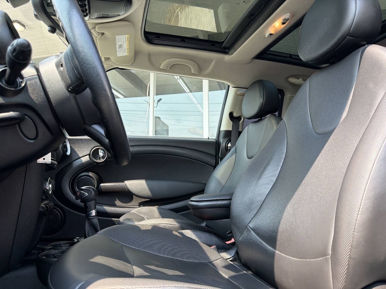 Used 2013 MINI Cooper Clubman FWD image 24