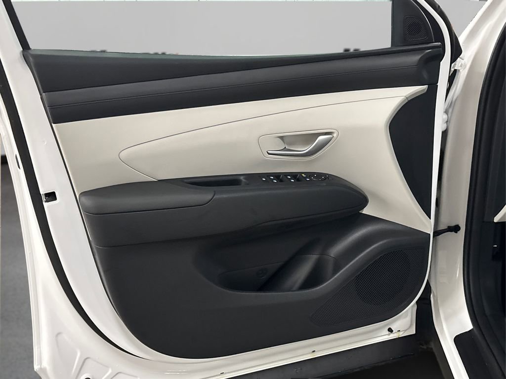 New 2026 Hyundai Tucson SEL image 17