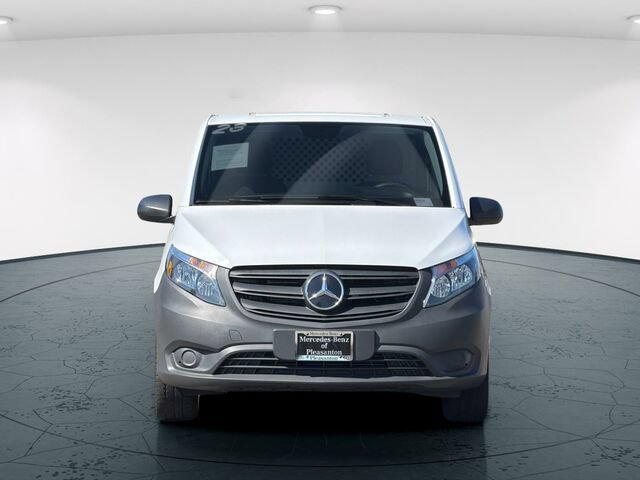 Used 2023 Mercedes-Benz Metris image 10