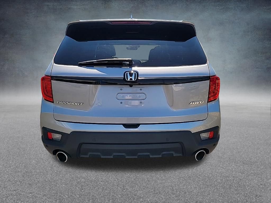Used 2025 Honda Passport EX-L image 5