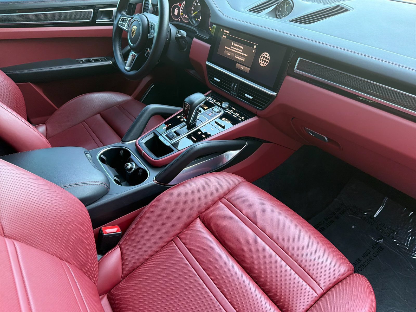 Certified 2023 Porsche Cayenne Turbo S AWD/4WD image 16