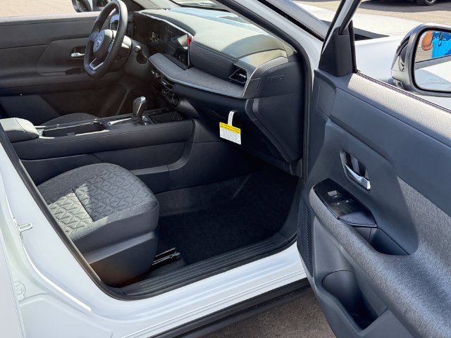 New 2027 Nissan Kicks SV w/ SV Premium Package FWD image 27