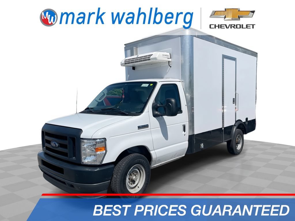 Used 2024 Ford E-350 and Econoline 350 Super Duty w/ Power Windows & Locks Group RWD video 1