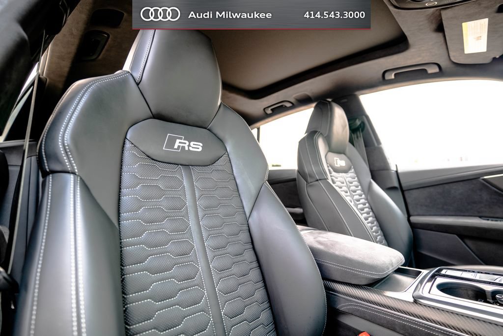Used 2025 Audi RS Q8 performance w/ Matte Carbon Package AWD/4WD image 25