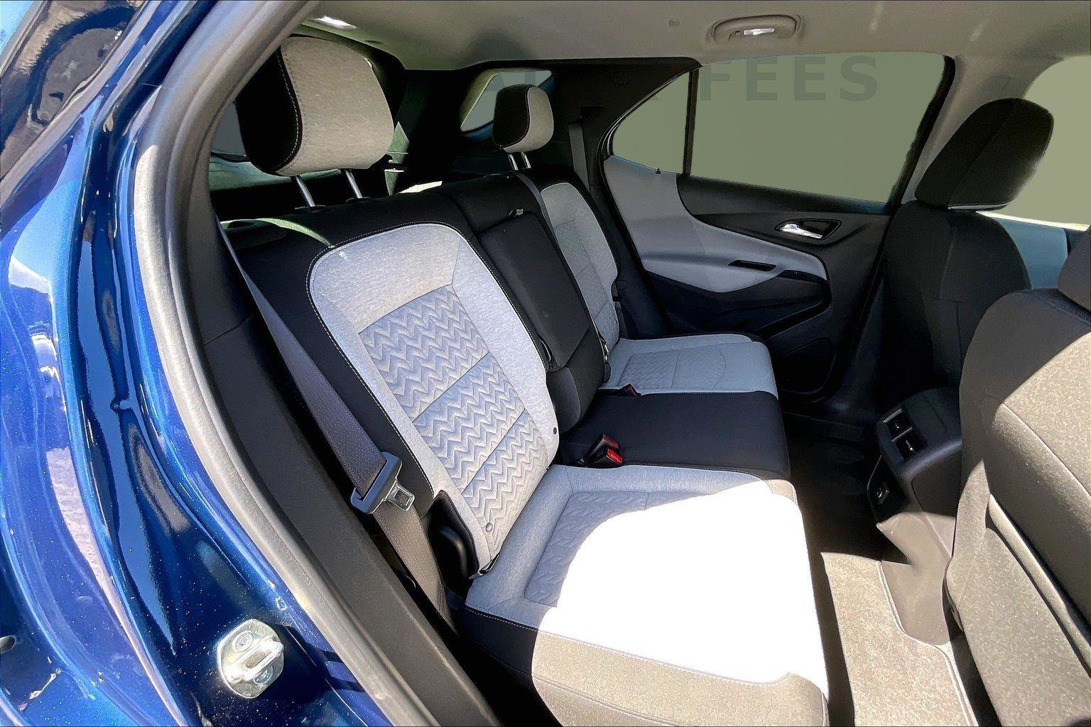 Used 2022 Chevrolet Equinox LS w/ Driver Confidence II Package image 24