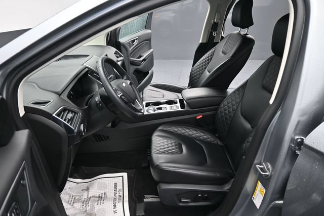 Used 2024 Ford Edge Titanium AWD/4WD image 13