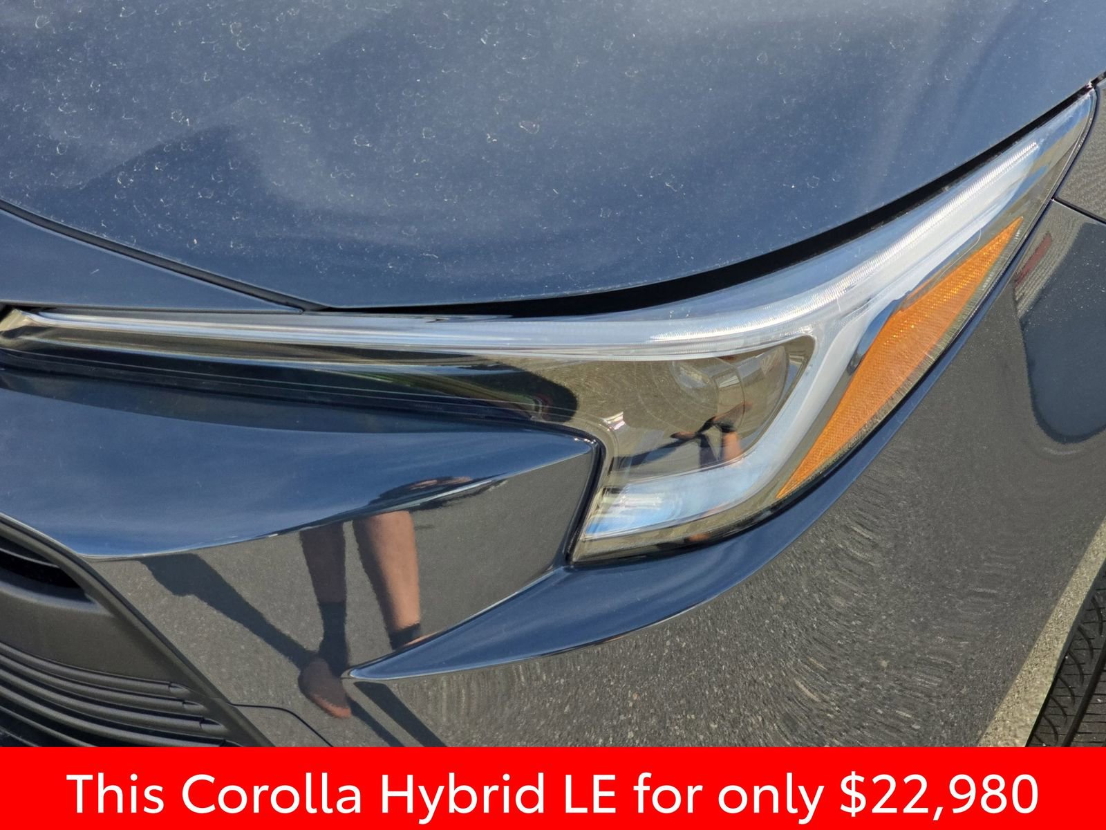 Used 2025 Toyota Corolla LE image 37