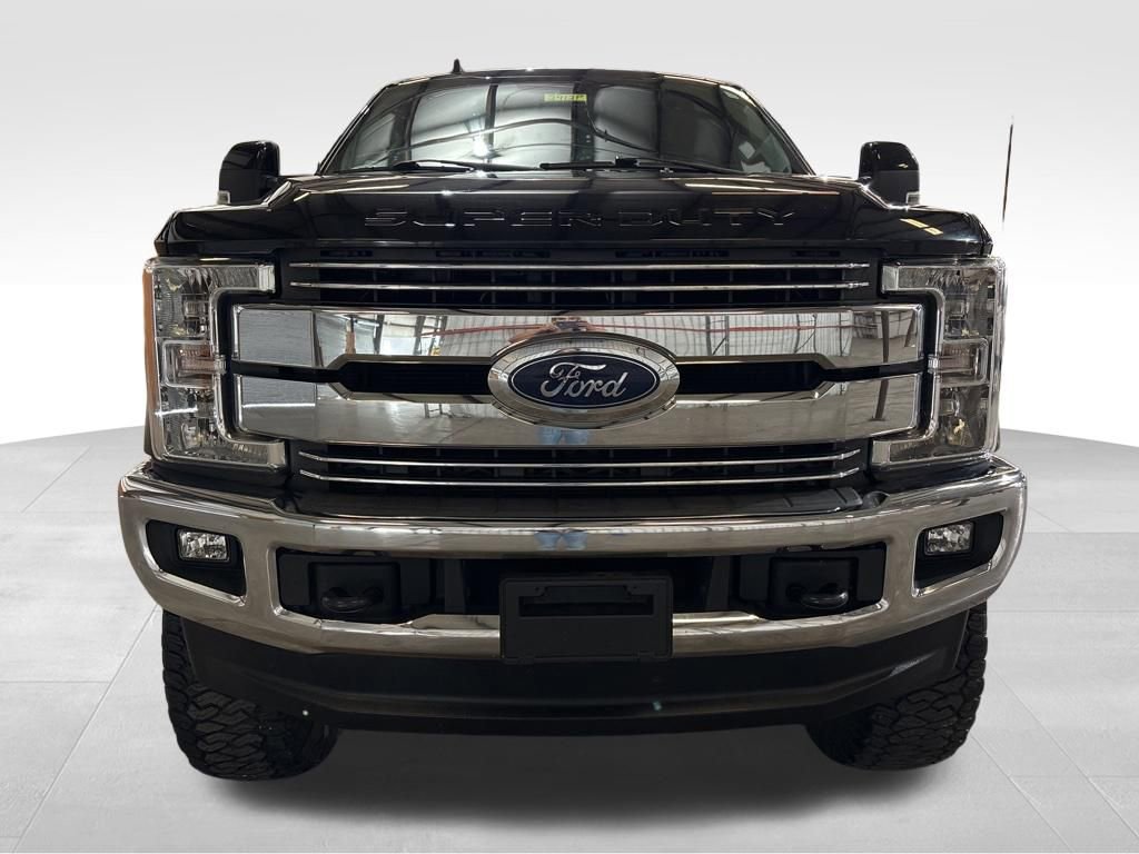 Used 2019 Ford F250 Lariat w/ Lariat Value Package AWD/4WD image 8