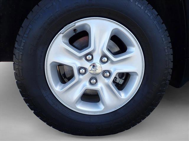 Used 2015 Jeep Grand Cherokee Laredo w/ Quick Order Package 23E AWD/4WD image 7