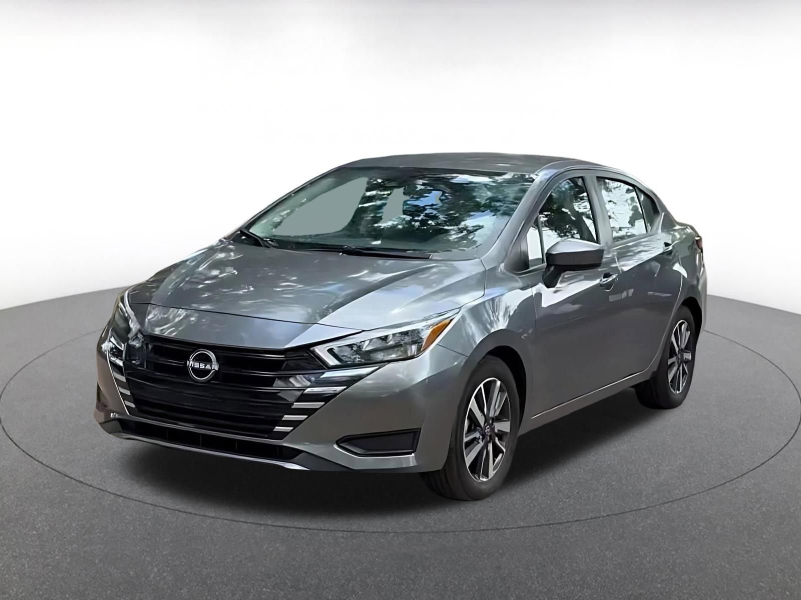 Used 2025 Nissan Versa SV FWD image 7