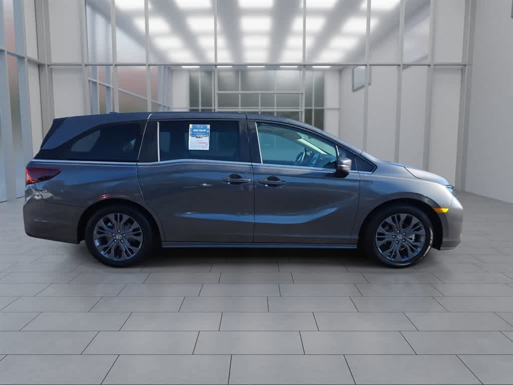 Certified 2026 Honda Odyssey Touring image 2
