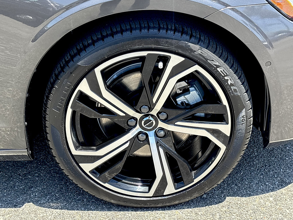 Used 2024 Volvo S60 B5 Plus w/ Climate Package AWD/4WD image 30