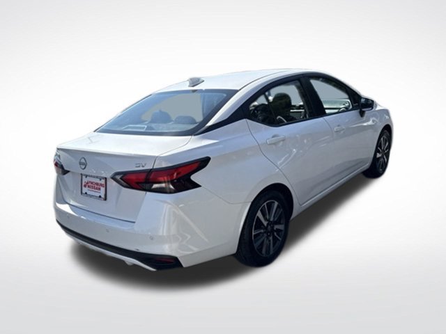 Used 2024 Nissan Versa SV FWD image 9