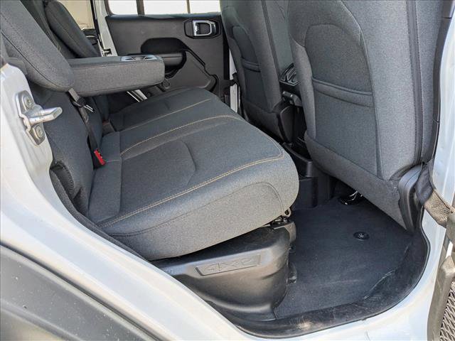 Used 2024 Jeep Wrangler Willys image 23