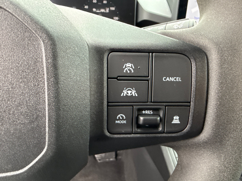 Used 2026 Toyota RAV4 LE AWD/4WD image 25