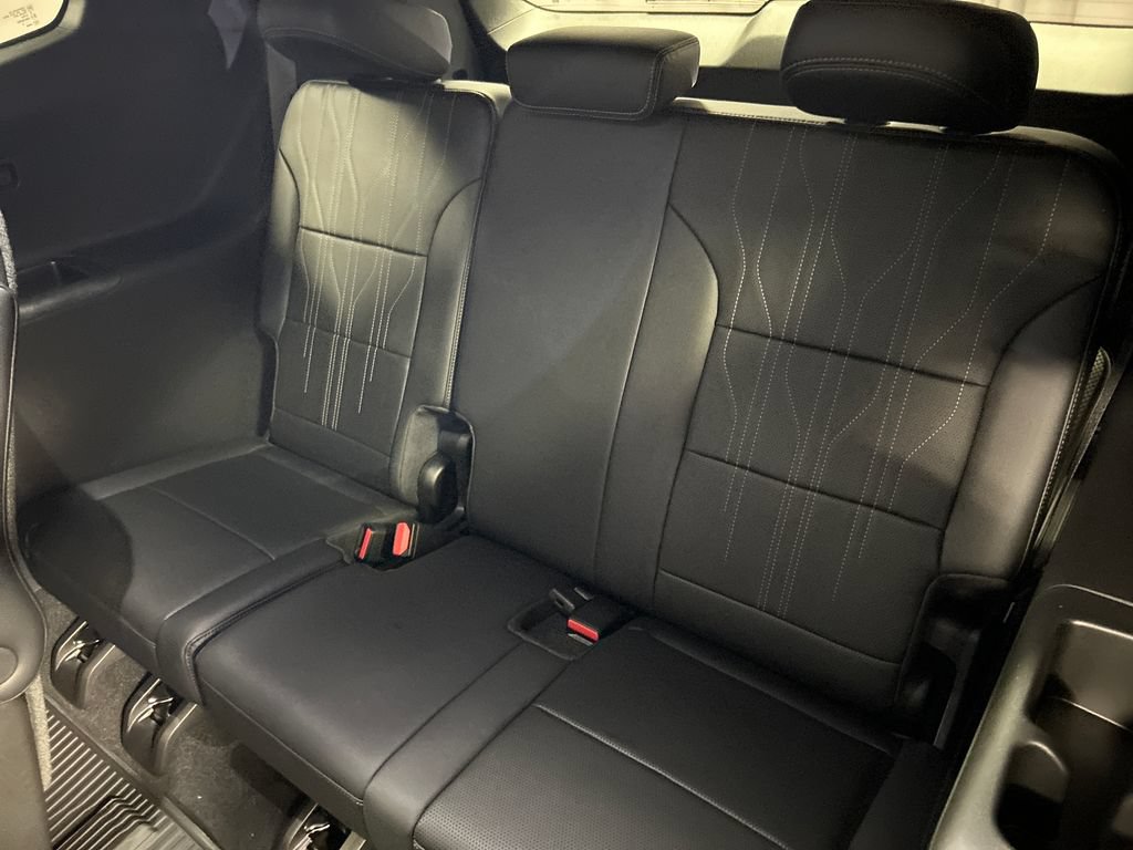 New 2026 Buick Enclave Avenir w/ Super Cruise Package AWD/4WD image 22