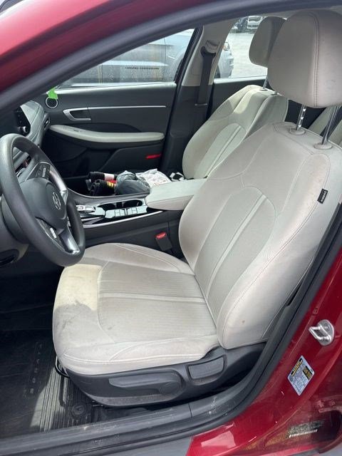 Used 2023 Hyundai Sonata SE w/ Cargo Package FWD image 13