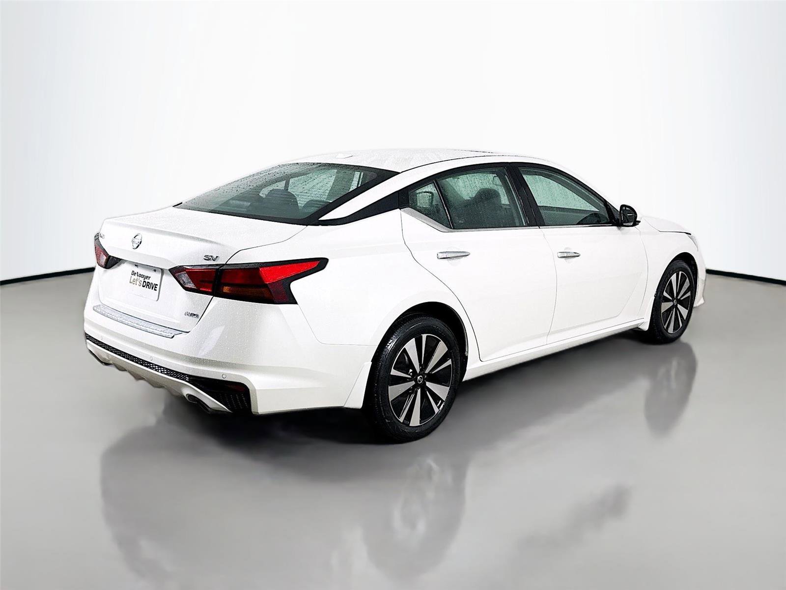 Used 2020 Nissan Altima 2.5 SV image 9
