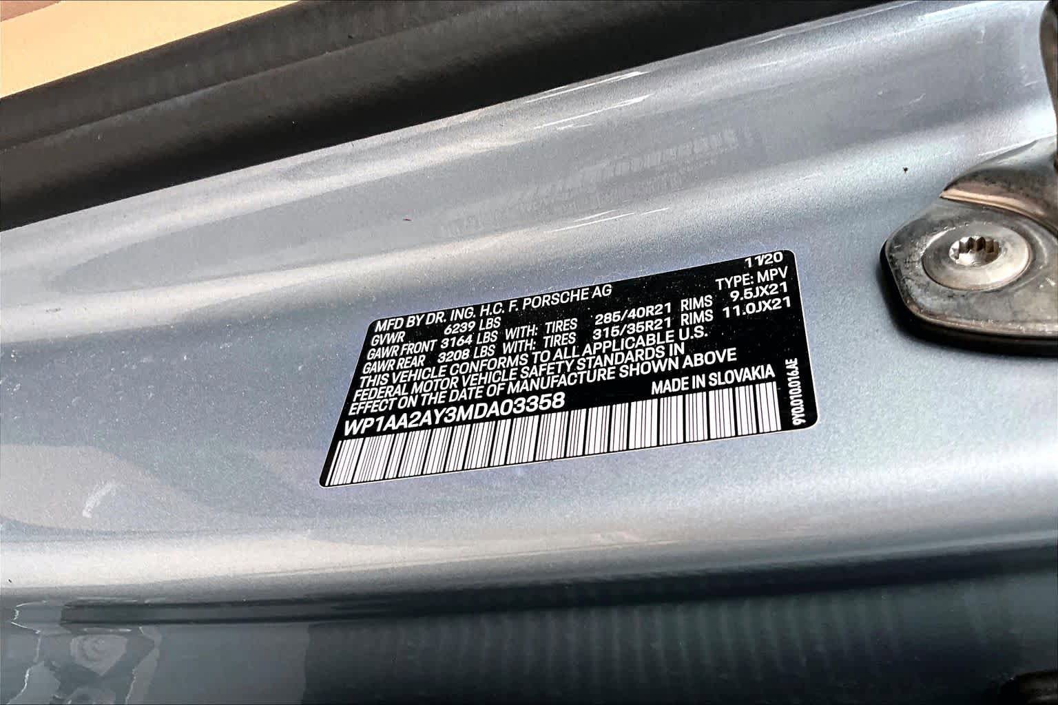 Used 2021 Porsche Cayenne AWD/4WD image 34
