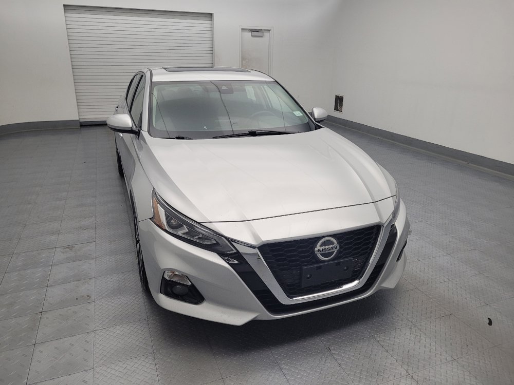 Used 2020 Nissan Altima 2.5 SV FWD image 14
