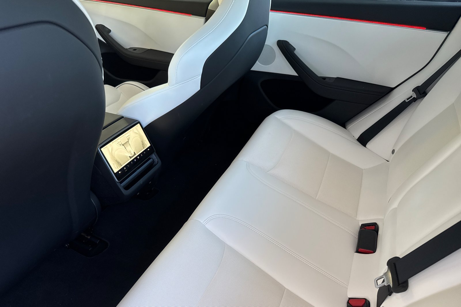 Used 2024 Tesla Model 3 Performance AWD/4WD image 14
