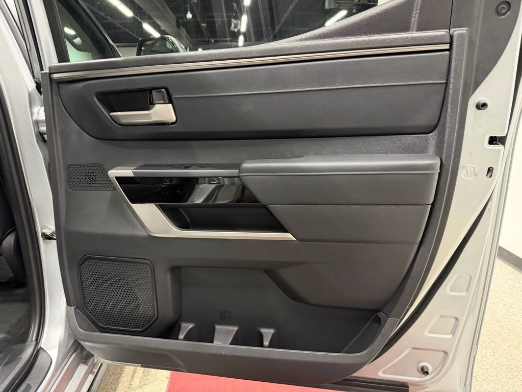 Used 2024 Toyota Tundra Limited image 28