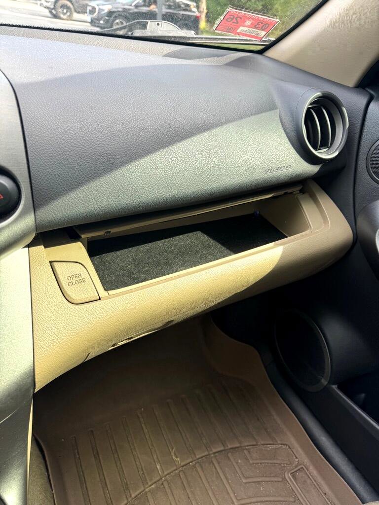 Used 2012 Toyota RAV4 Limited image 12