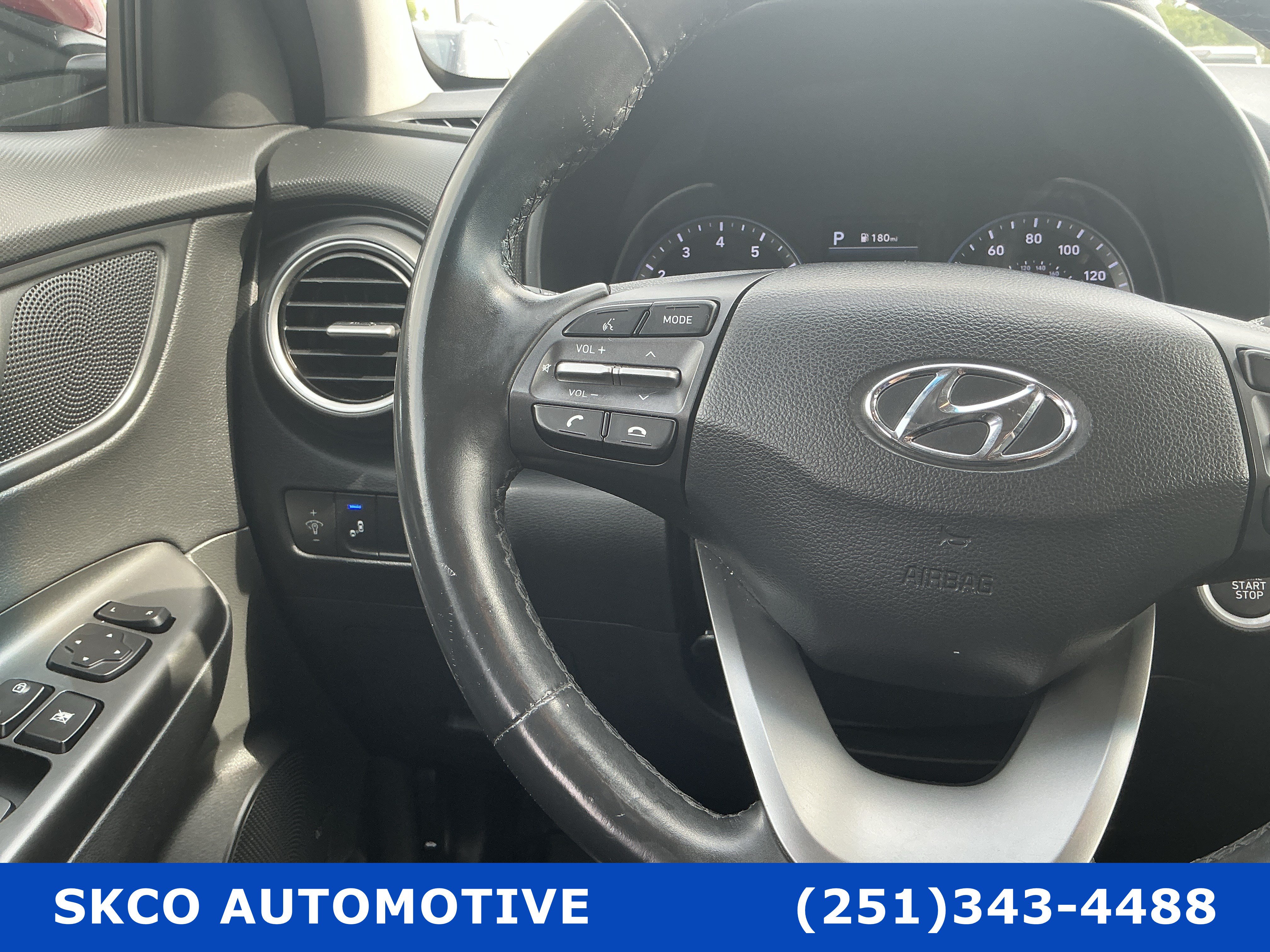 Used 2021 Hyundai Kona Limited AWD/4WD image 19