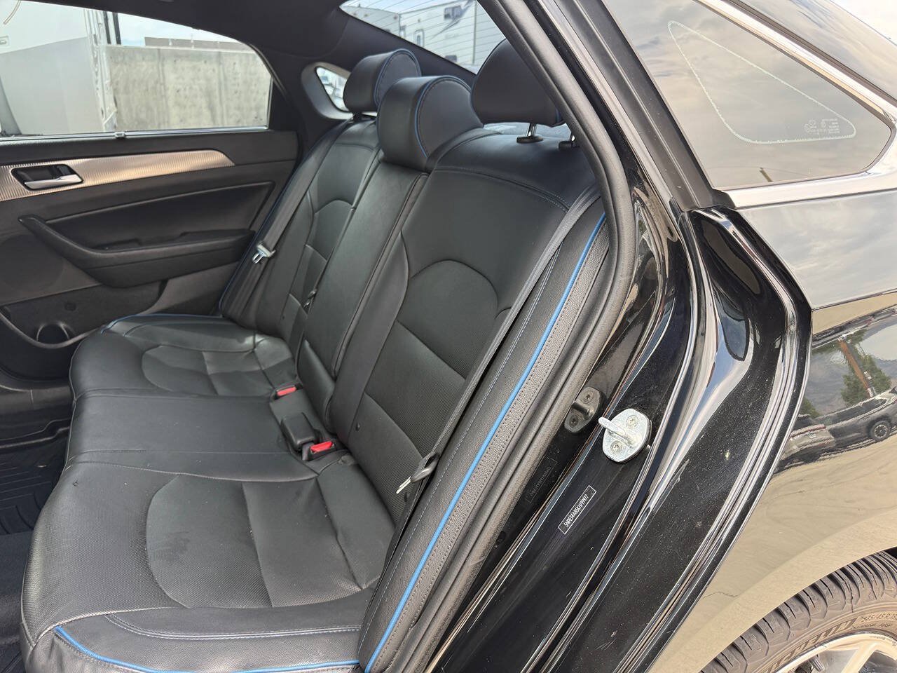 Used 2019 Hyundai Sonata Limited FWD image 17