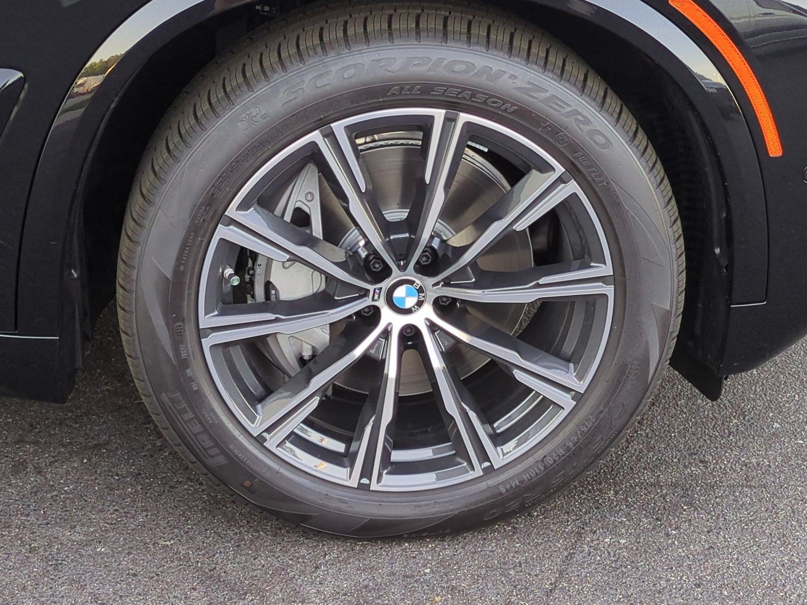 New 2026 BMW X5 xDrive50e w/ M Sport Package AWD/4WD image 13