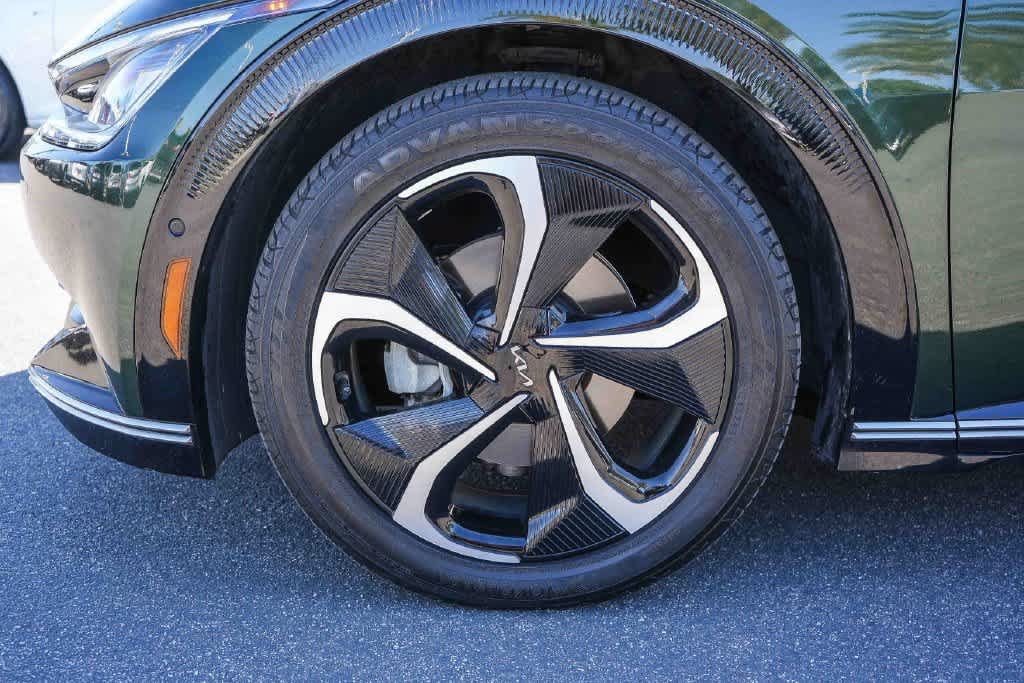 Certified 2023 Kia EV6 GT-Line AWD/4WD image 11