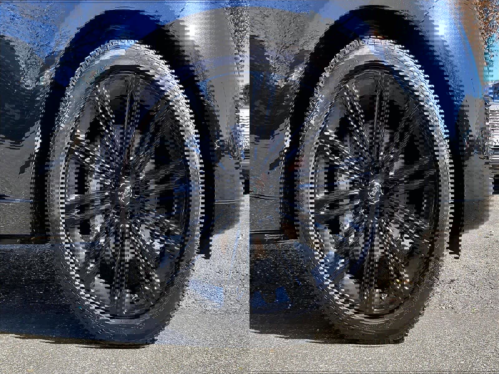 Used 2025 Land Rover Range Rover Long Wheelbase SE image 11